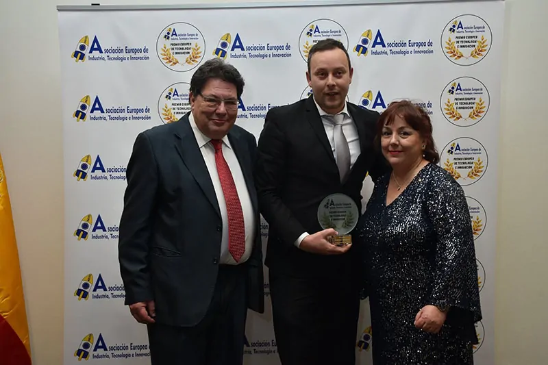 Pedro Albares, premiado por AEITI