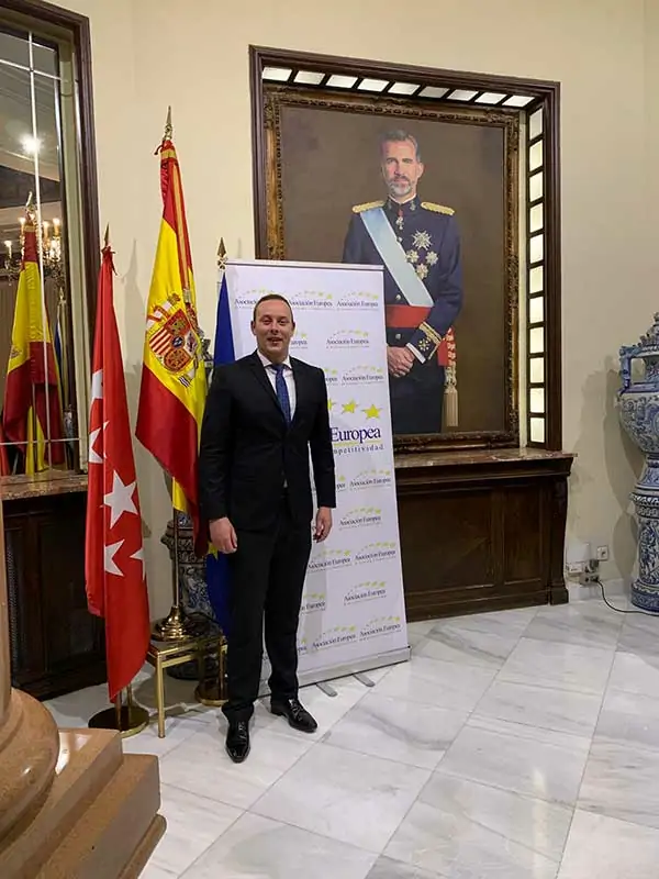 Pedro Albares