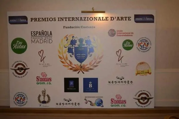 premio-arte-por-la-vida-05 Pedro Albares, Premio Internacional